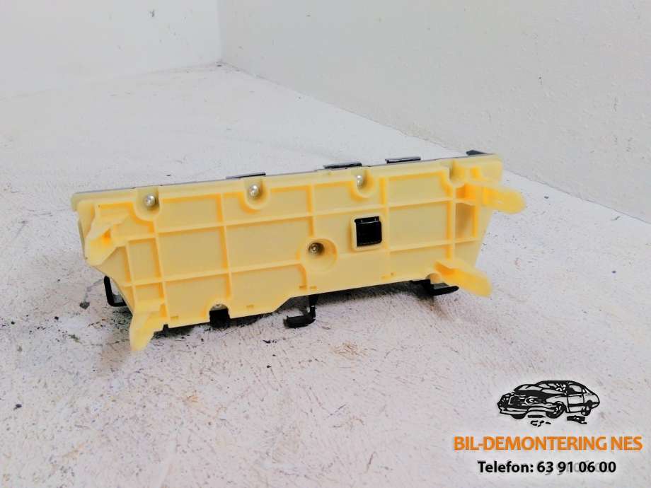 Varmeapparat betjening til Toyota Prius 2009-2016 (Type III) (COMBI) (COMBI) (5590047020|8235A9N|)