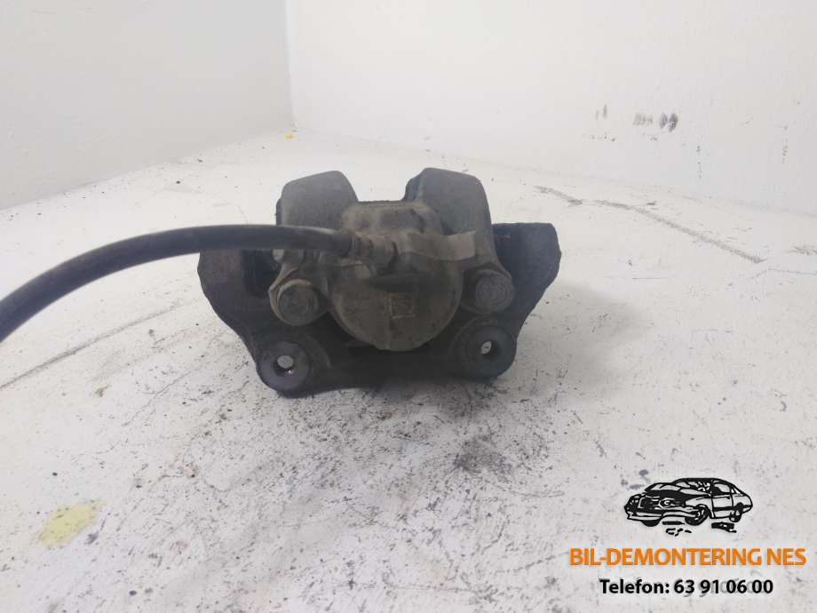Bremsecaliper høyre foran til BMW 3-Serie 2012-2018 (F30/F31/F34) (F30/F31/F34) (BMW|W09209|)