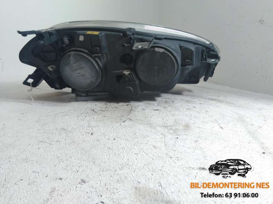 Frontlykt venstre xenon til Fiat Croma 2006-->> (1307329250|9445019|0907080924)