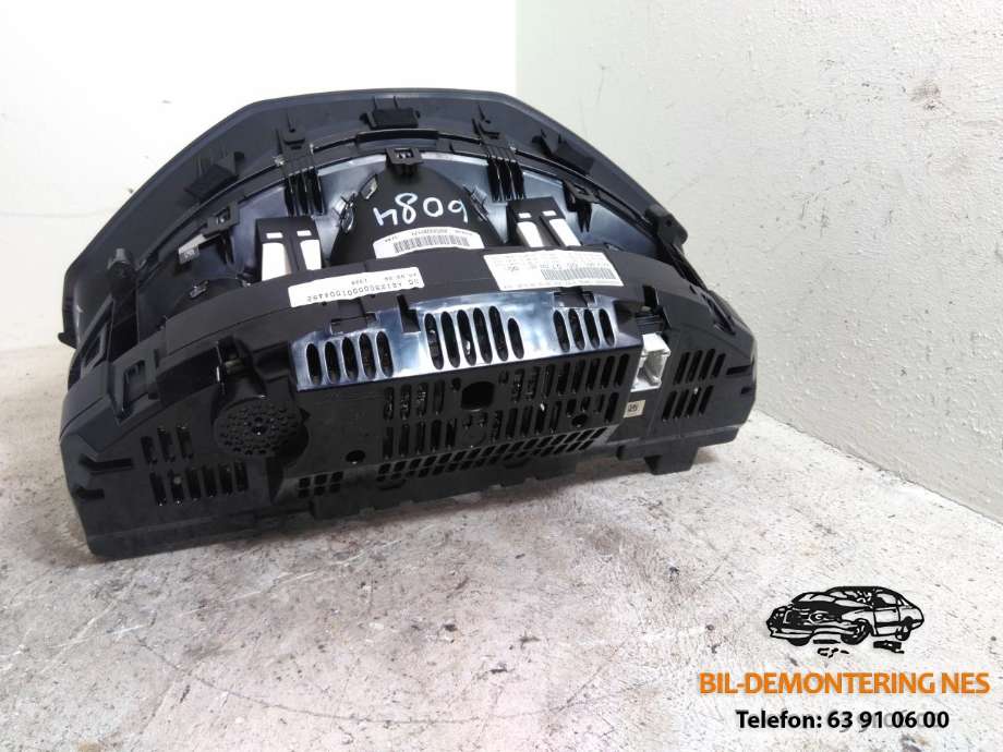 Instrumentpanel til Mercedes E-Klasse 2009-2013 (Fase 1) (W212) (W212) (VDO|A2129000001|A2C53356266|)