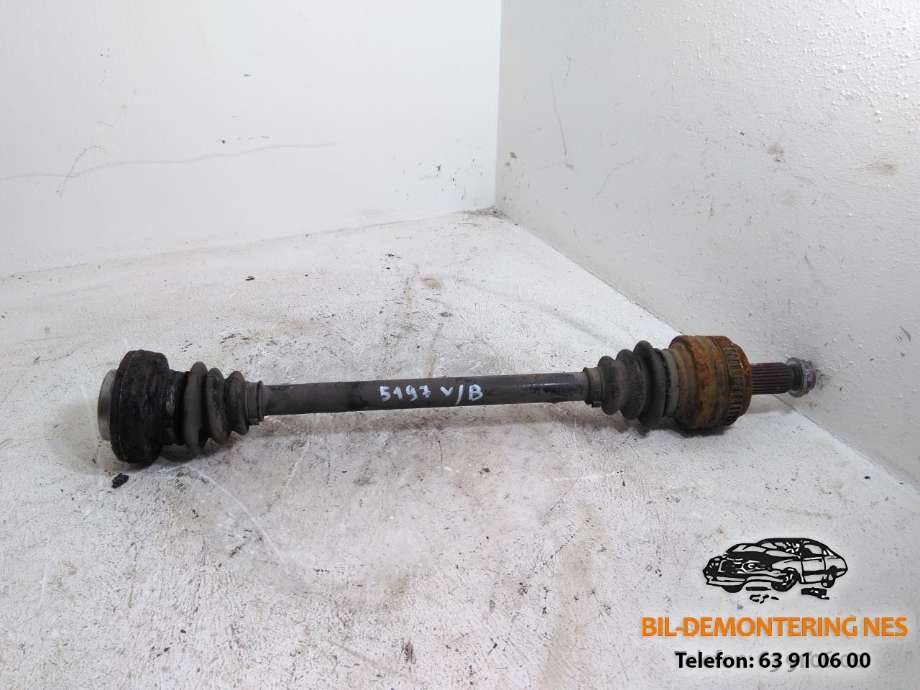 Drivaksel venstre bak, diesel/manuell til BMW 1-Serie 2004-2011 (E81/E82/E87/E88) (E81/E82/E87/E88) (7523963|)