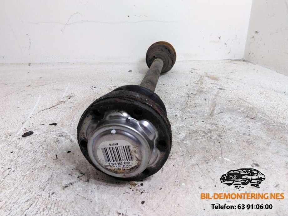 Drivaksel venstre bak, diesel/manuell til BMW 1-Serie 2004-2011 (E81/E82/E87/E88) (E81/E82/E87/E88) (7523963|)