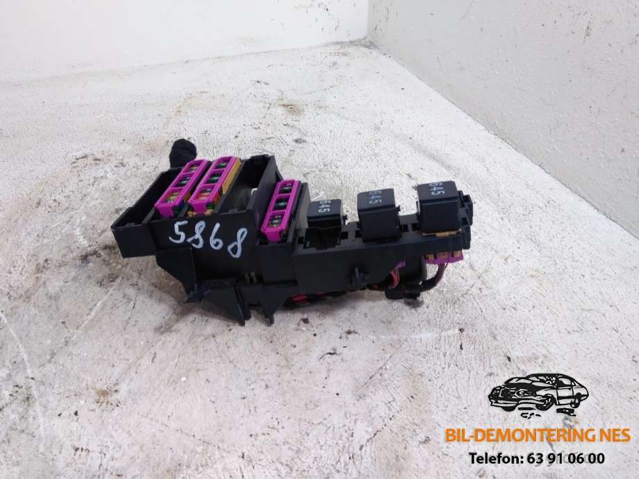 Sikringsboks til Audi Q5 2012-2017 (Type I, Fase 2)  (8K0971845A|)