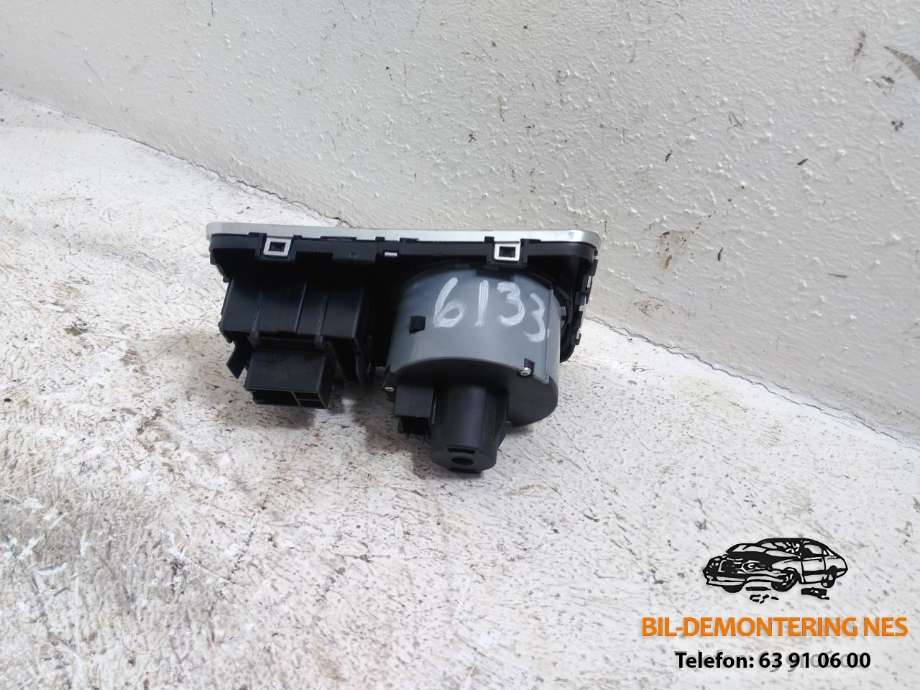 Bryter lys til Škoda Superb 2008-2015 (Type II)  (3T0941431B|)