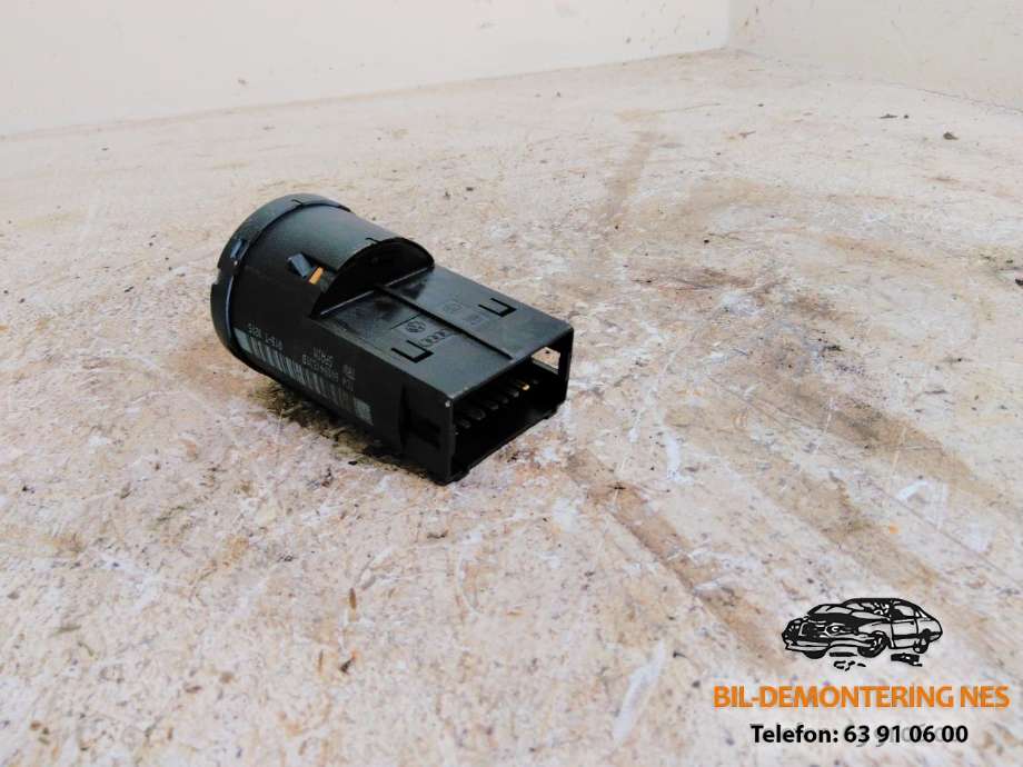 Bryter lys til VW Transporter / Caravelle 2009-2015 (Fase 2) (T5) (T5) (6Q0941531B|)