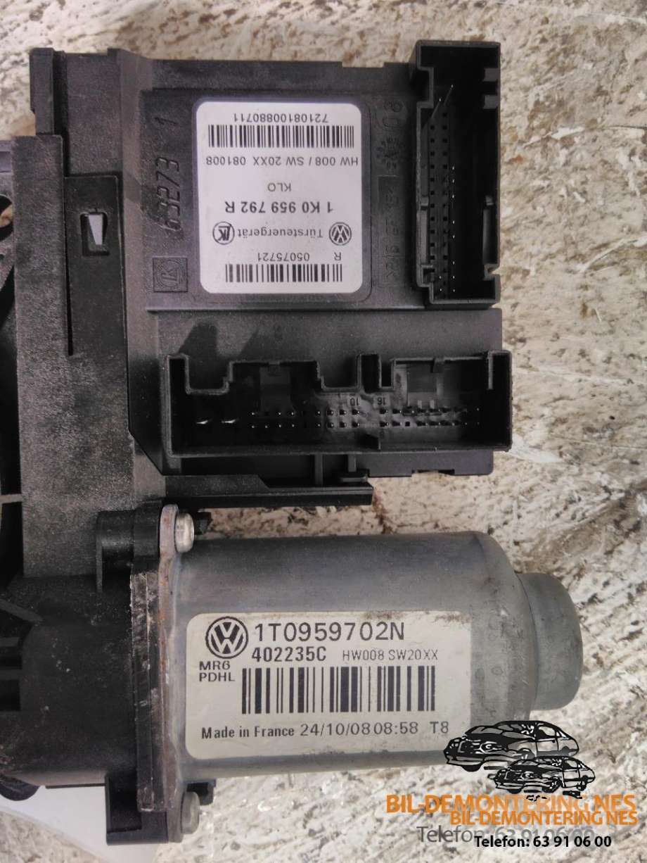 Ruteheis høyre til Škoda Octavia 2009-2013 (Type II, Fase 2)  (1T0959702N|)