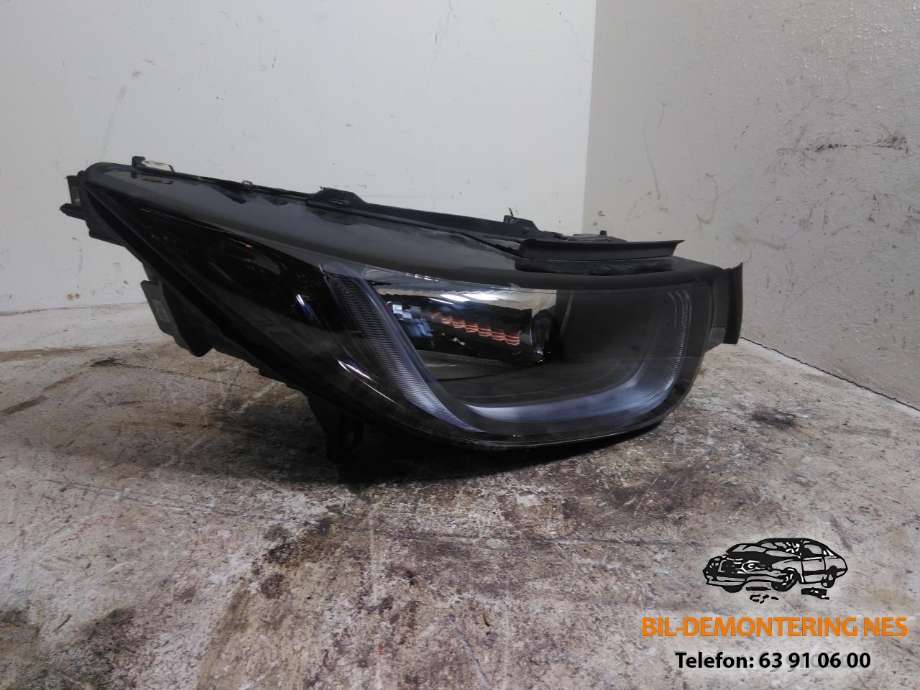 Frontlykt høyre halogen til BMW i3, 2013-2022  (VALEO|90043398)