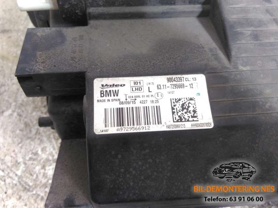 Frontlykt venstre halogen til BMW i3 2013-2022  (90043397|)