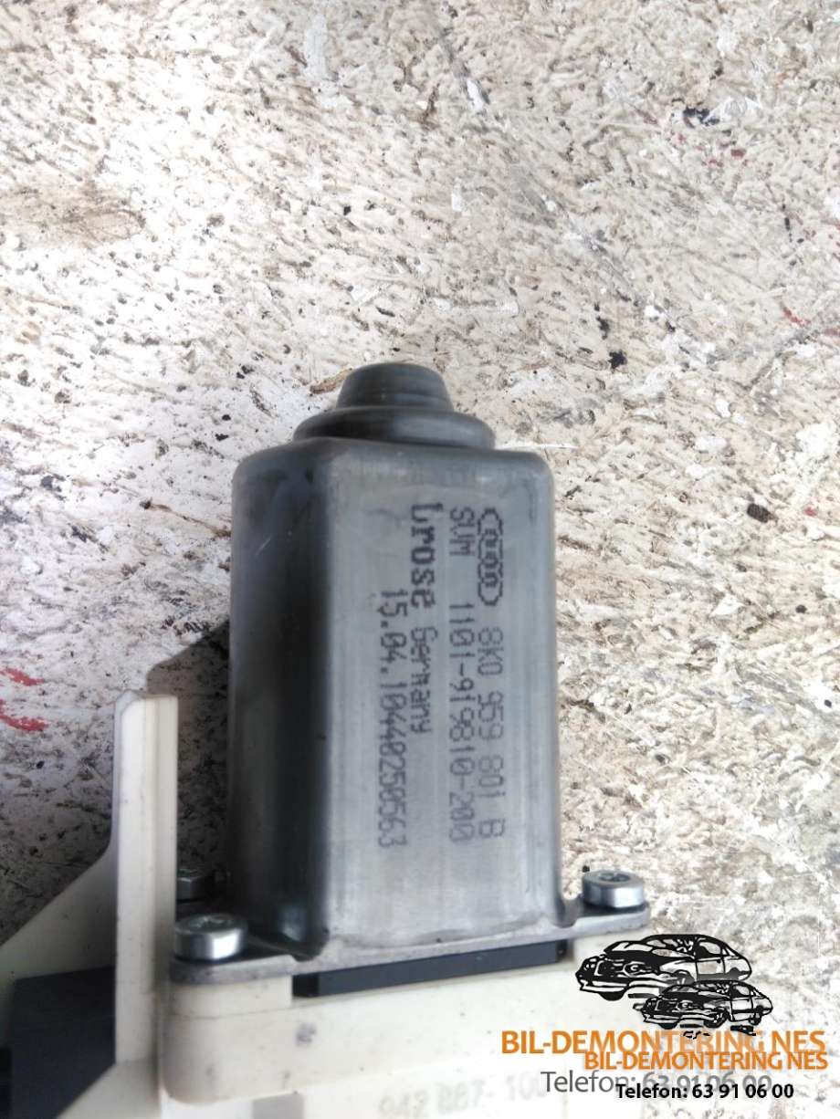 Ruteheis, kun motor, venstre foran til Audi Q5 2008-2012 (Type I, Fase 1)  (8K0959801B|8K0 959 801 B|)
