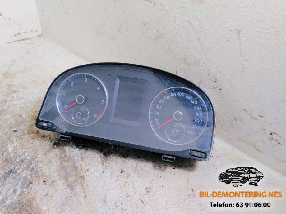 Instrumentpanel til VW Caddy, 2010-2015 (Type III, Fase 2)  (VDO|2K0920875E)