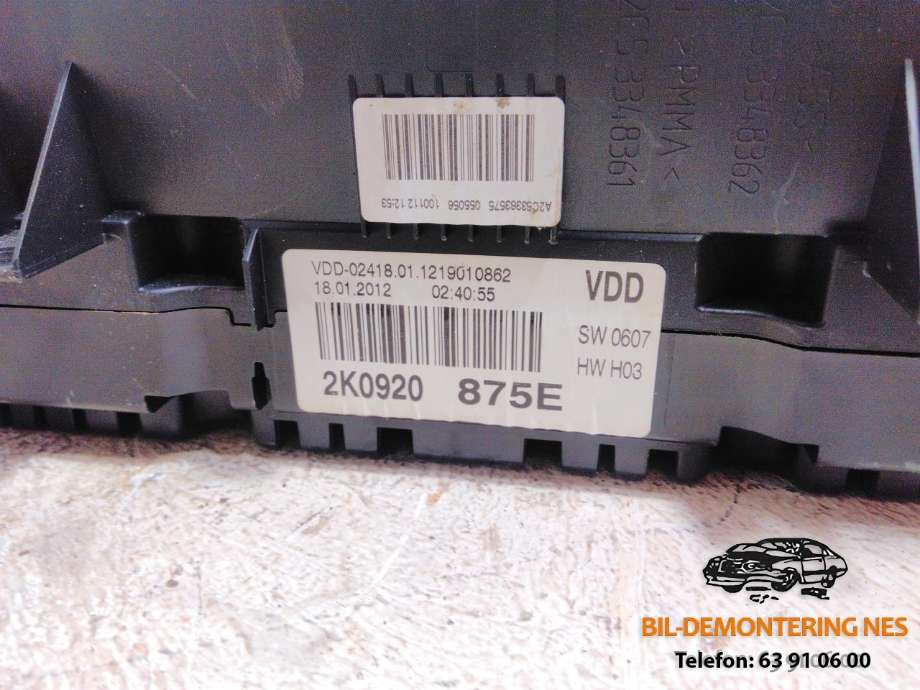 Instrumentpanel til VW Caddy 2010-2015 (Type III, Fase 2)  (VDO|2K0920875E|)