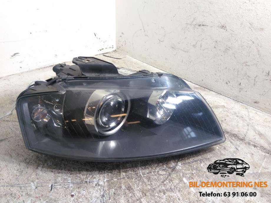 Frontlykt høyre xenon til Audi A3 2003-2008 (Type II, Fase 1)  (8P0941004R|)