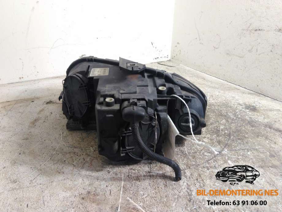 Frontlykt høyre xenon til Audi A3 2003-2008 (Type II, Fase 1)  (8P0941004R|)
