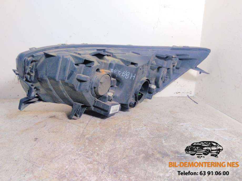 Frontlykt høyre halogen til Iveco Daily 2014-->> (Type VI)  (5801473749|)