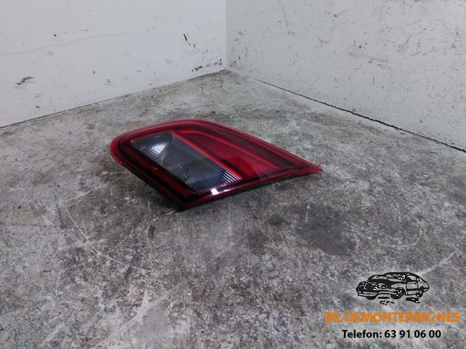 Baklykt høyre indre til Opel Corsa E, 2015-2019  