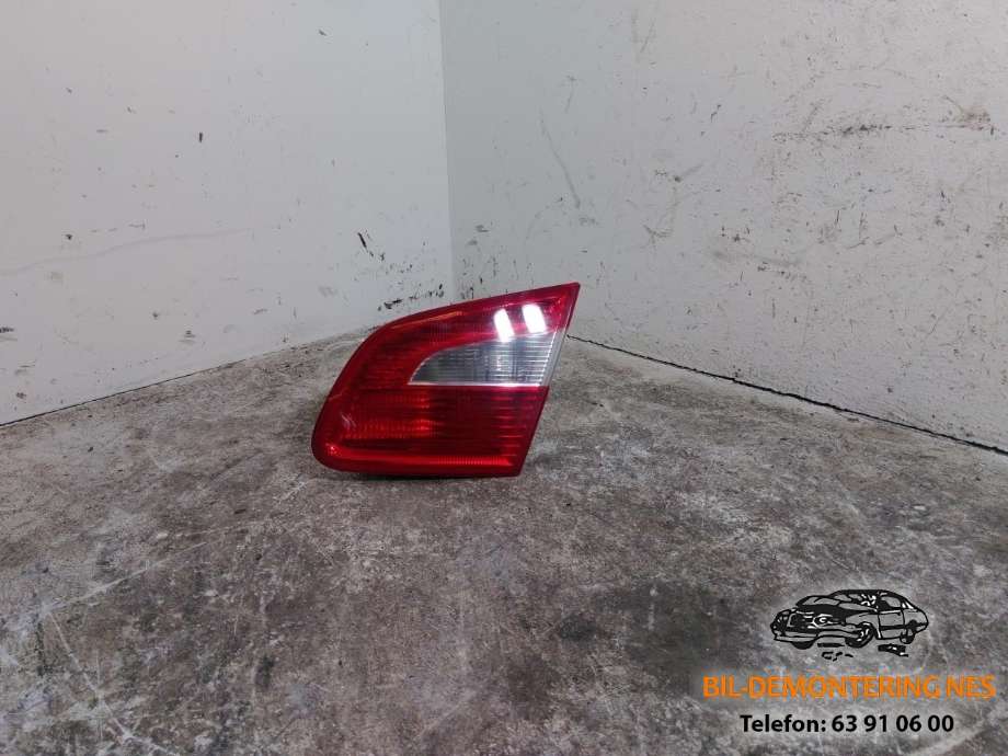 Baklykt høyre indre til Škoda Superb, 2008-2015 (Type II)  (08S3T5945094)