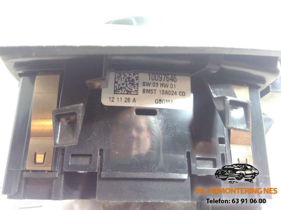 Bryter lys til Ford Focus 2011-2014 (Type III, Fase 1)  