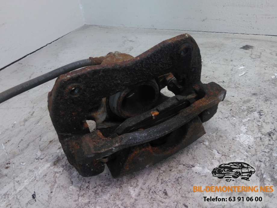 Bremsecaliper venstre foran til Toyota RAV4 2013-2015 (Type IV, Fase 1)  