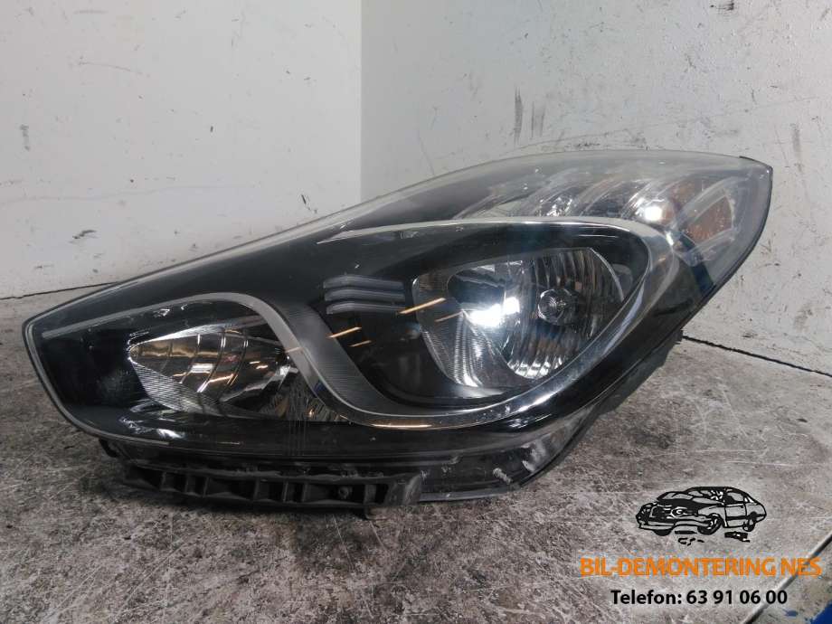 Frontlykt venstre halogen til Hyundai Ix20, 2010-2017  