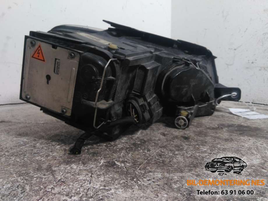 Frontlykt venstre xenon til VW Passat 2005-2010 (B6) (B6) (3C0941751G|)