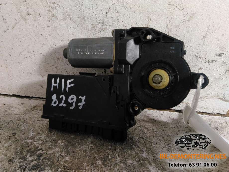 Ruteheis høyre foran til Audi A4 2001-2004 (Type II) (B6) (B6) (8E1959802E|105845103|)