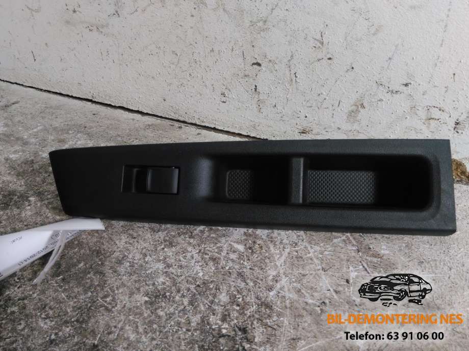 Bryter ruteheis til Toyota Yaris, 2012-2014 (Type III, Fase 1)  (742310D330)