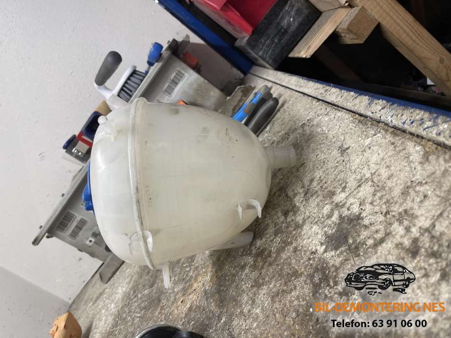 Ekspansjonstank til VW Transporter / Caravelle 2015-2019 (T6) (T6) 