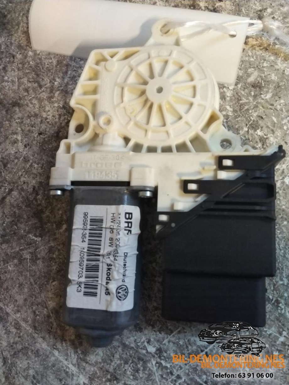 Ruteheis, kun motor, venstre bak til Škoda Octavia 2005-2008 (Type II, Fase 1)  (HW006SW1301|)