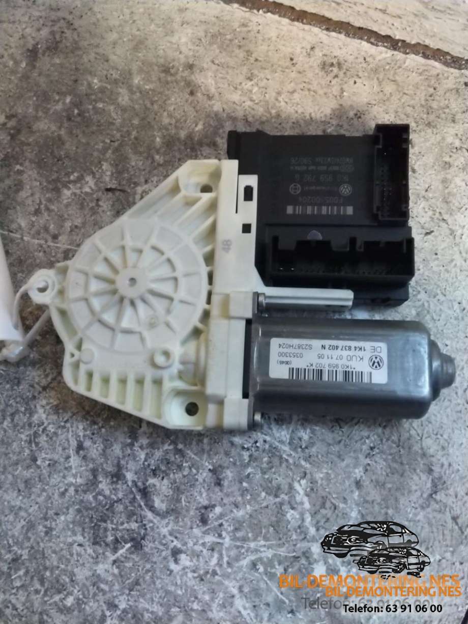 Ruteheis, kun motor, høyre foran til VW Golf V, Combi, 2003-2008  (1K0959702K)