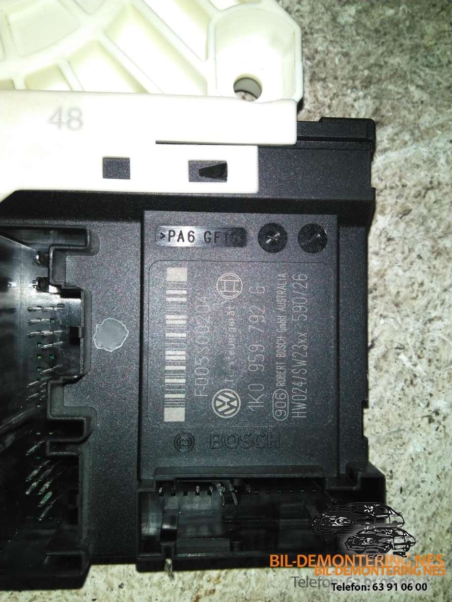 Ruteheis, kun motor, høyre foran til VW Golf V, Combi 2003-2008  (1K0959702K|1K4837402N|)