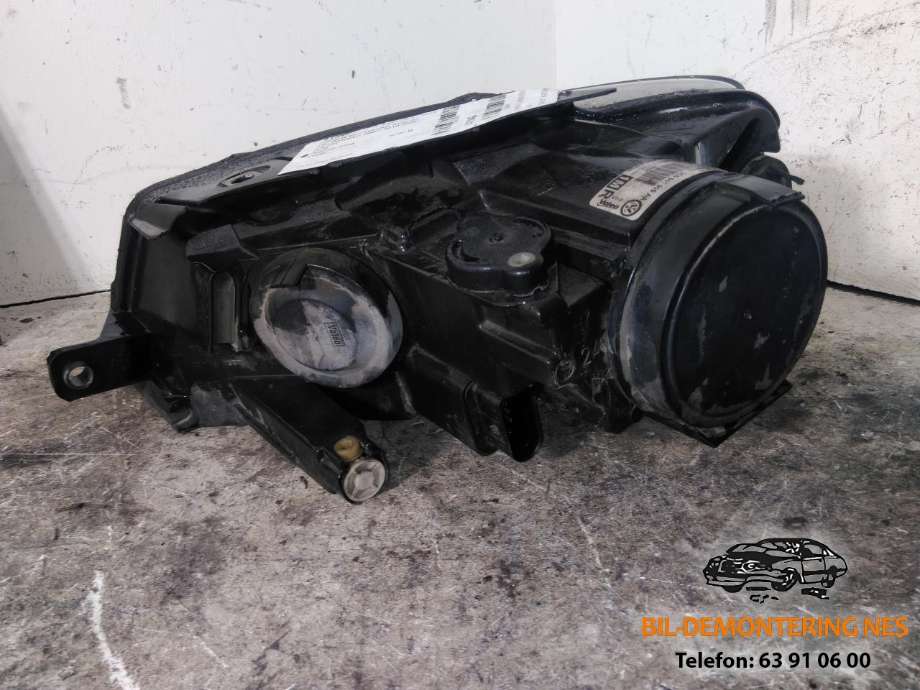 Frontlykt høyre xenon til VW Passat 2005-2010 (B6) (B6) 