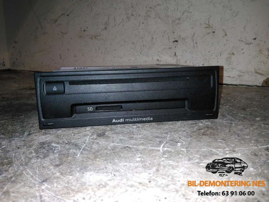 Bilstereo navigasjon spiller til Audi A3, 2012-2016 (Type III, Fase 1)  (8V0035842A)
