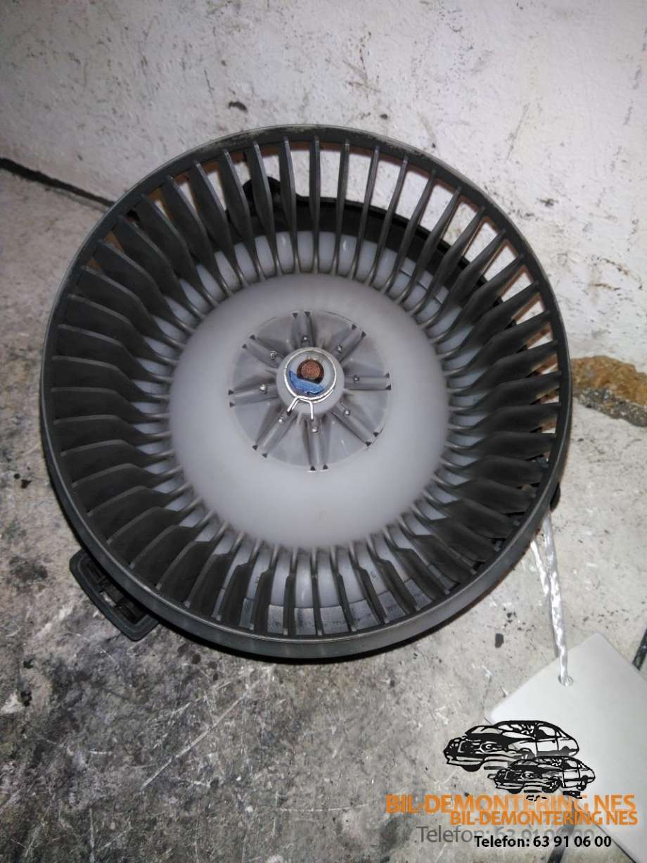 Varmeapparat motor til Mitsubishi Grandis, 2004-2009  