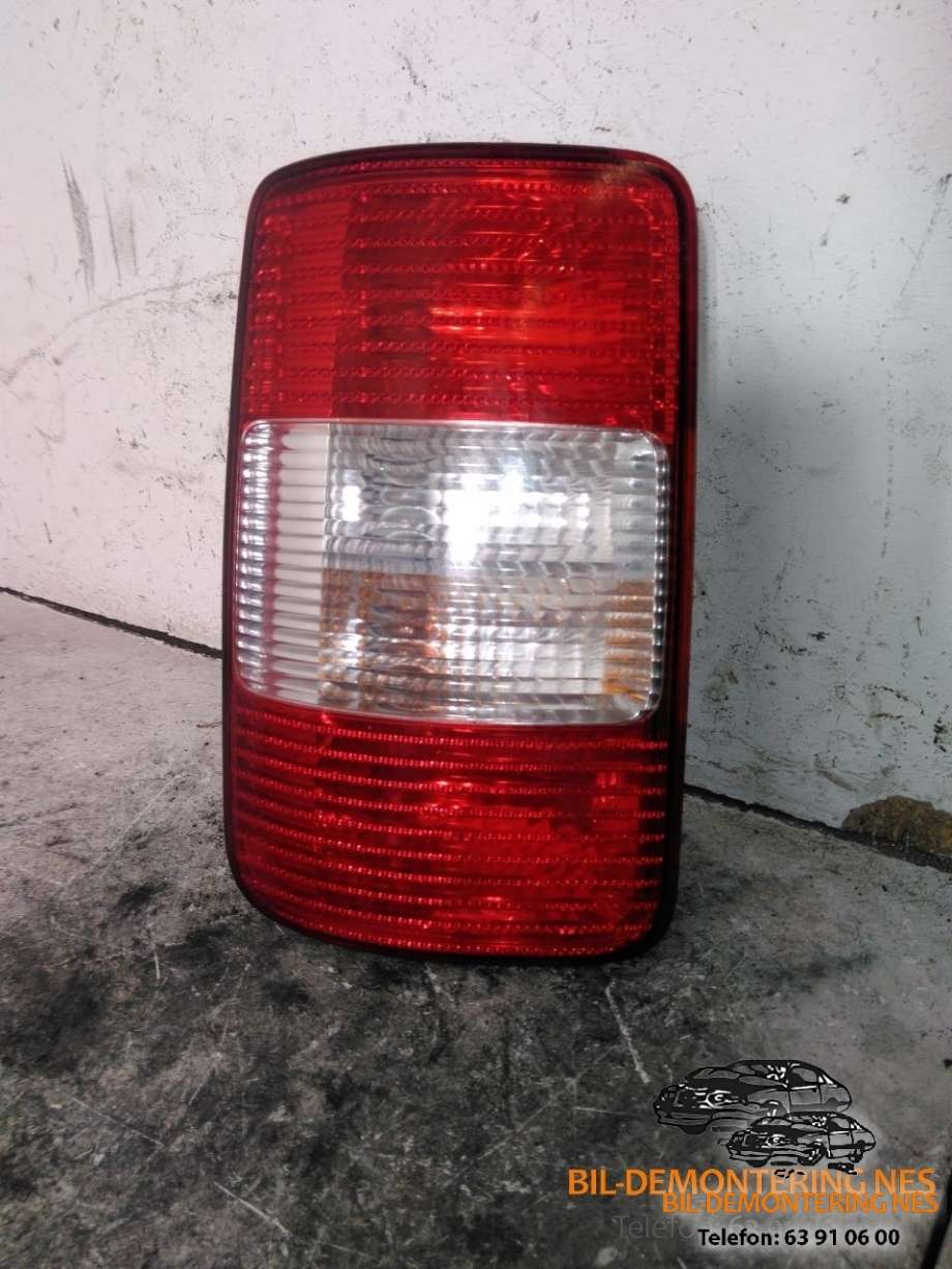 Baklykt venstre til VW Caddy, 2004-2010 (Type III, Fase 1)  