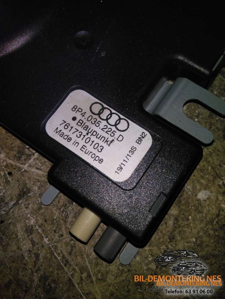 Antenne forsterker til Audi A3 2009-2012 (Type II, Fase 2)  (8P4035225D|76177310103|)