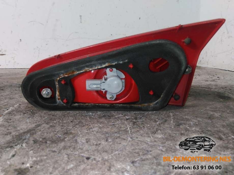 Baklykt venstre indre til Alfa Romeo 147 2001-2009
