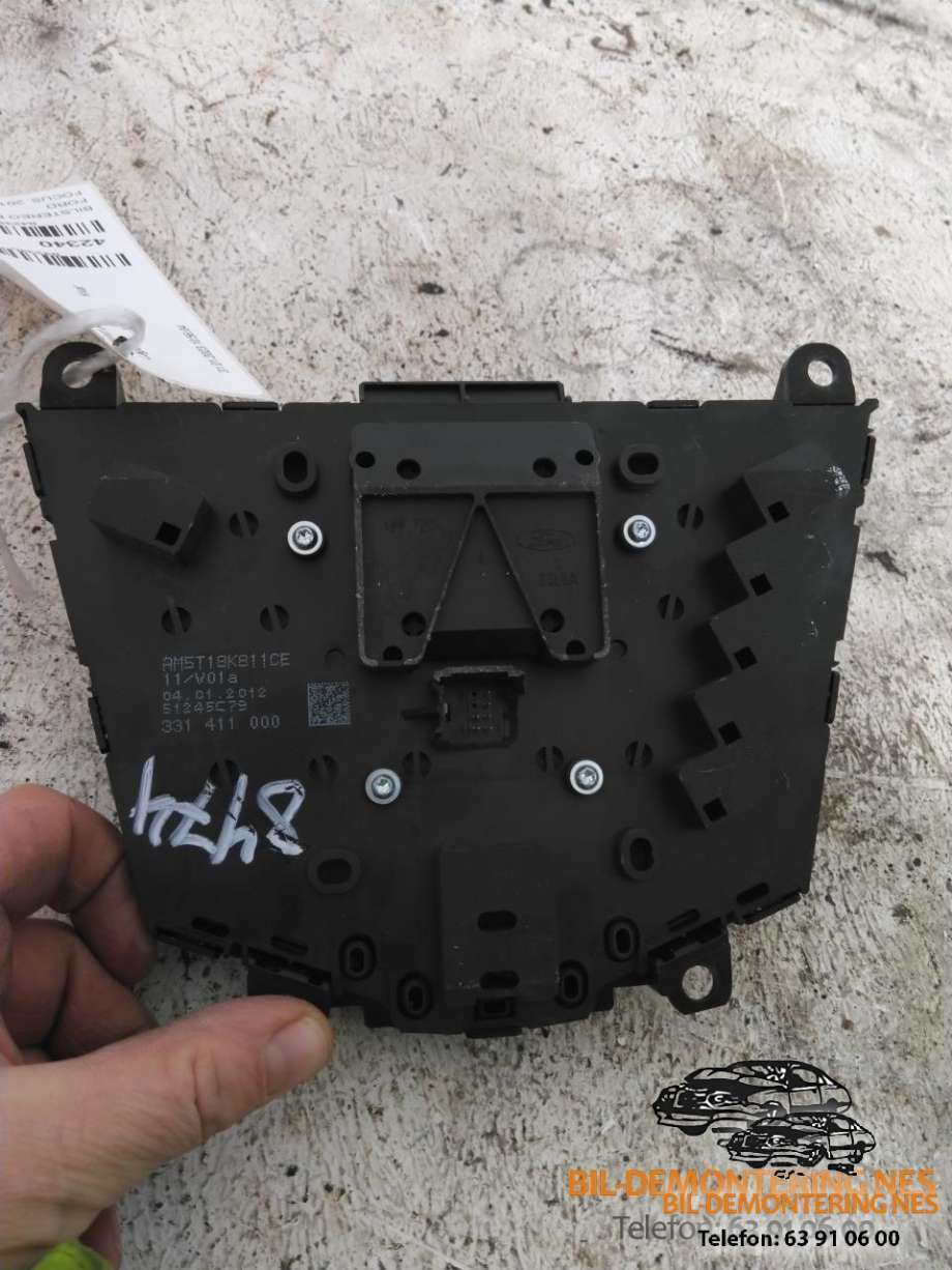 Bilstereo betjeningspanel til Ford Focus 2011-2014 (Type III, Fase 1)  (51245C79|331411000|)