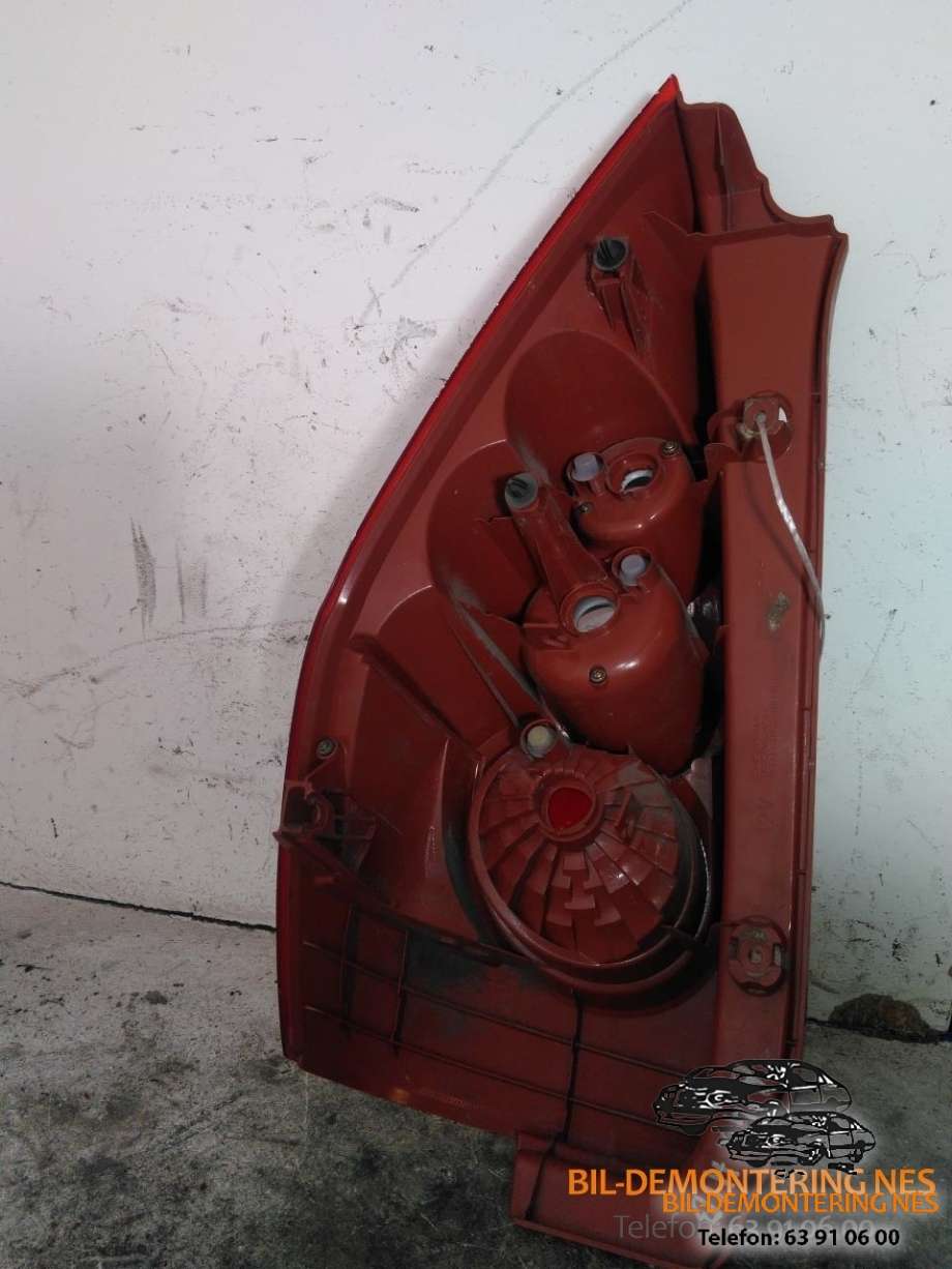 Baklykt høyre til Mazda 5 2005-2010 (Type I)  