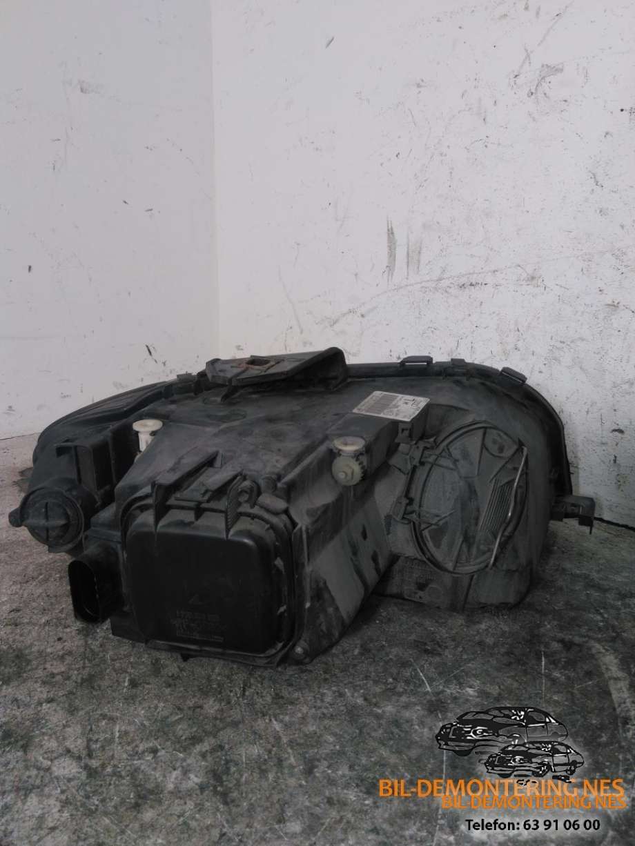 Frontlykt venstre halogen til Audi A3 2003-2008 (Type II, Fase 1)  (030126201|8PO941003K|)