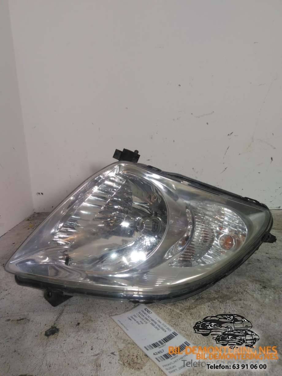 Frontlykt høyre halogen til Suzuki Swift, 2005-2010  