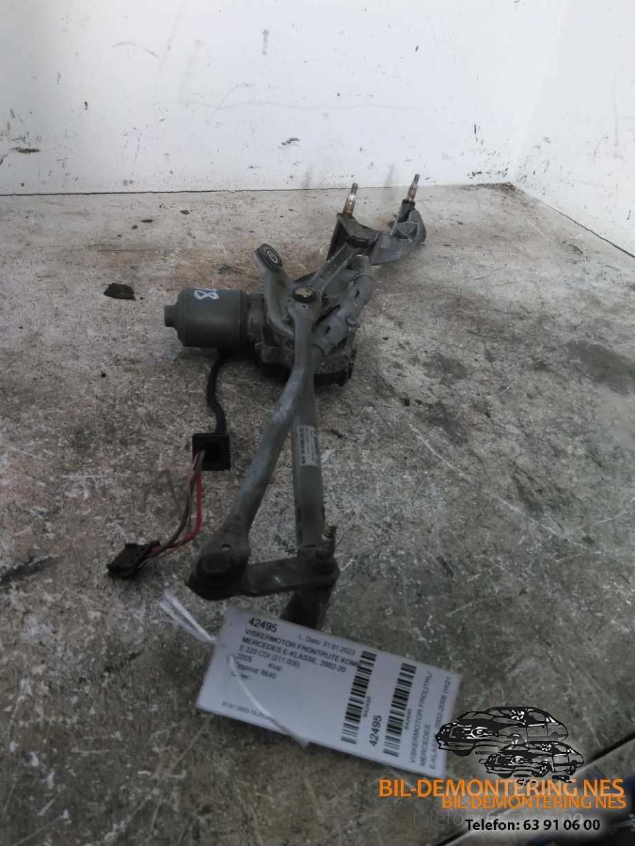 Viskermotor frontrute komplett m/overføring til Mercedes E-Klasse 2002-2006 (Fase 1) (W211) (W211) (|2118200142Q|3397020549)