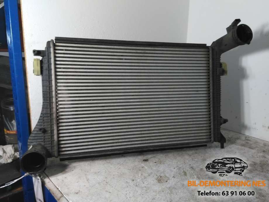 Intercooler til VW Touran, 2007-2010 (Type I, Fase 2)  (1K0145803AL)