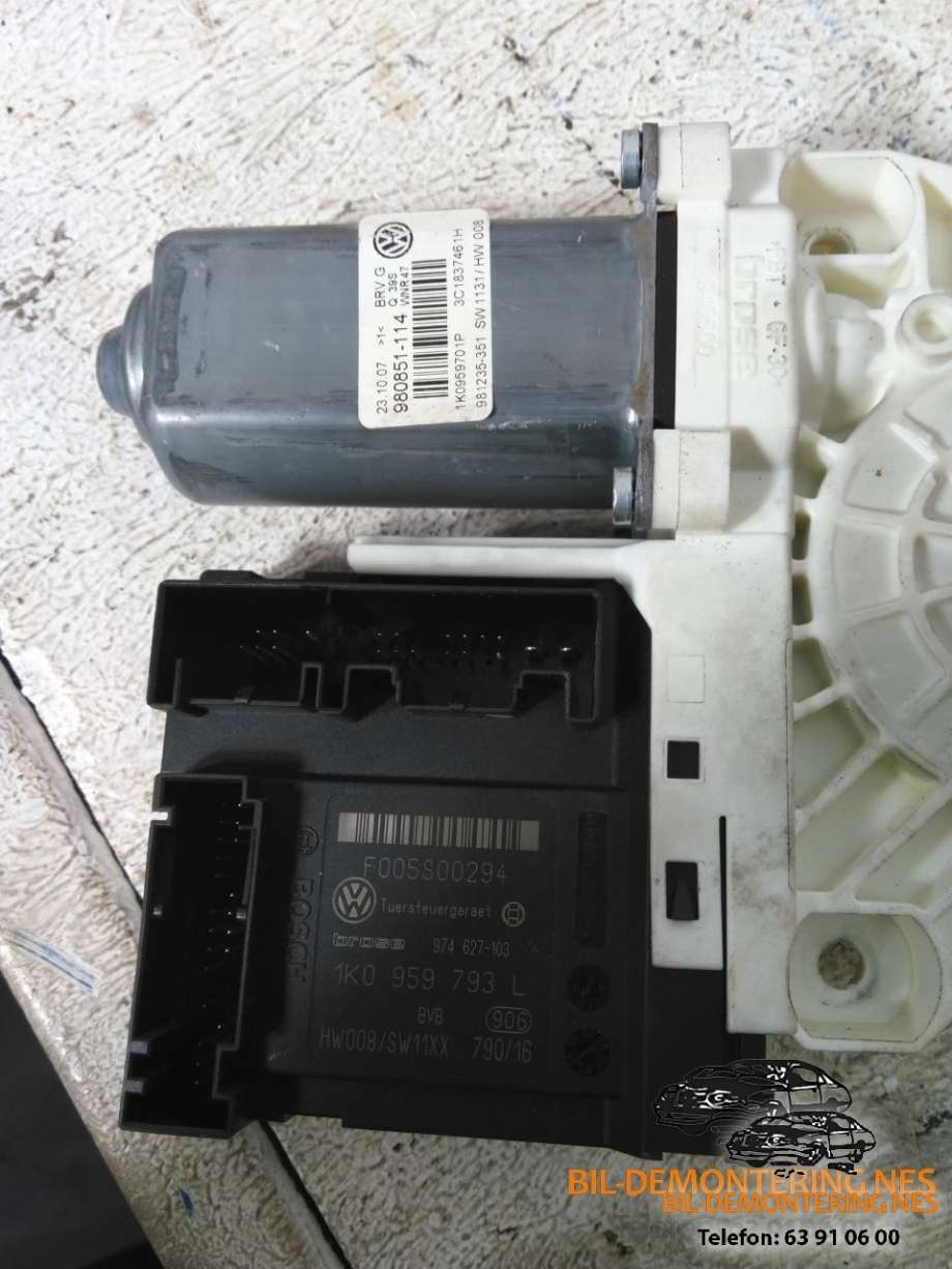 Ruteheis, kun motor, venstre foran til VW Passat 2005-2010 (B6) (B6) (980851114|1K0959701P|)