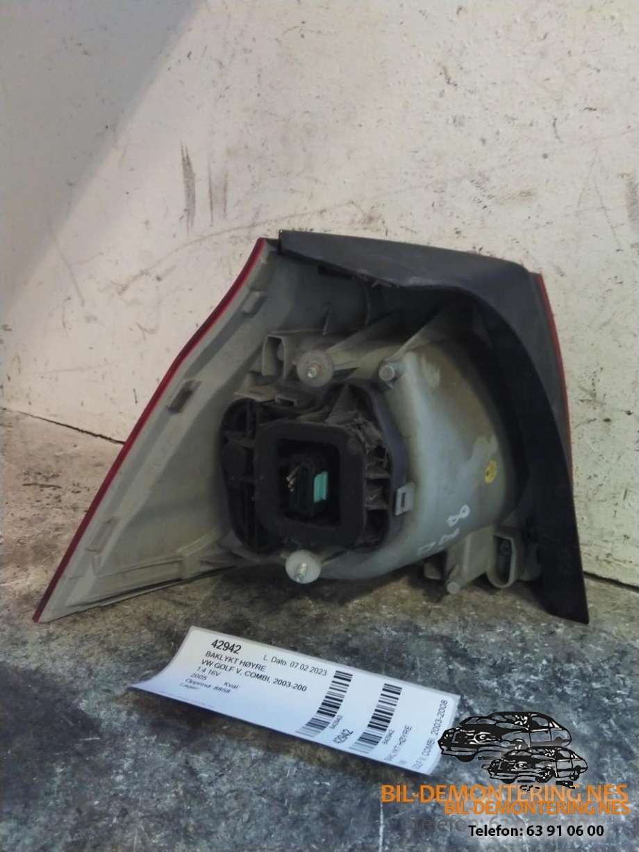 Baklykt høyre til VW Golf V, Combi 2003-2008  