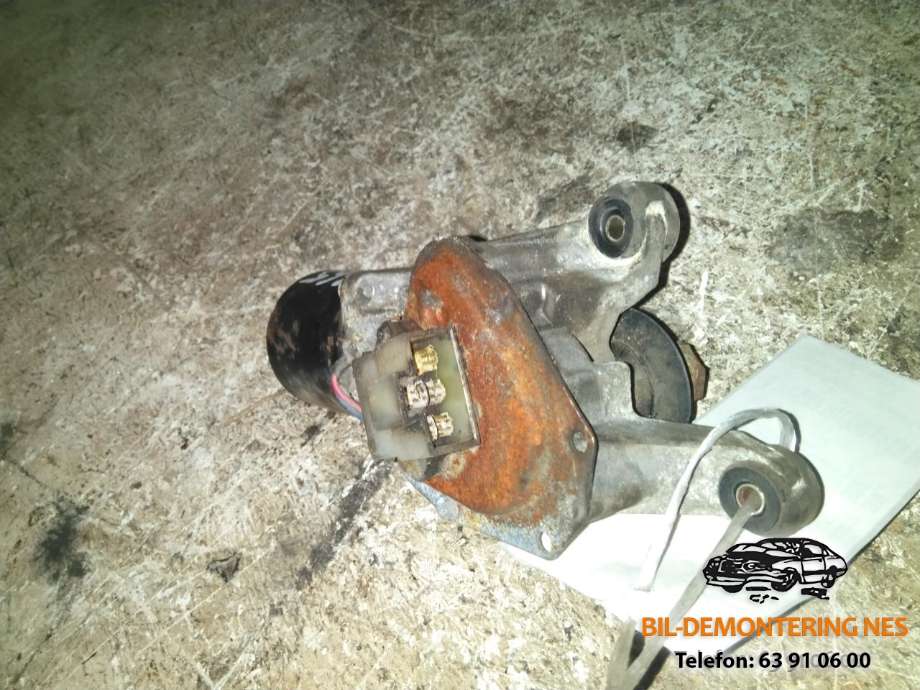 Viskermotor frontrute til Nissan King Cab 1998-2001 (Fase 1) (D22) (D22) 