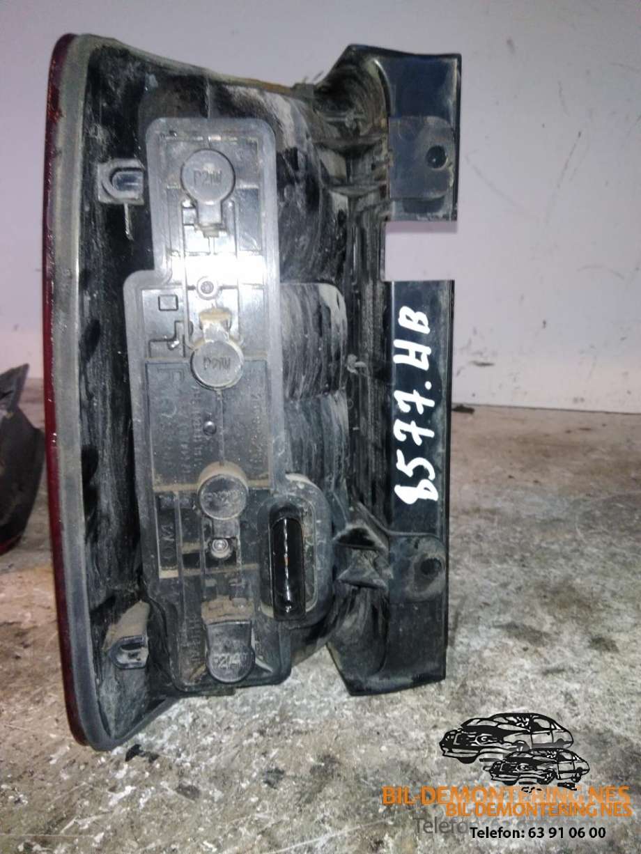 Baklykt høyre til VW Caddy 2004-2010 (Type III, Fase 1)  