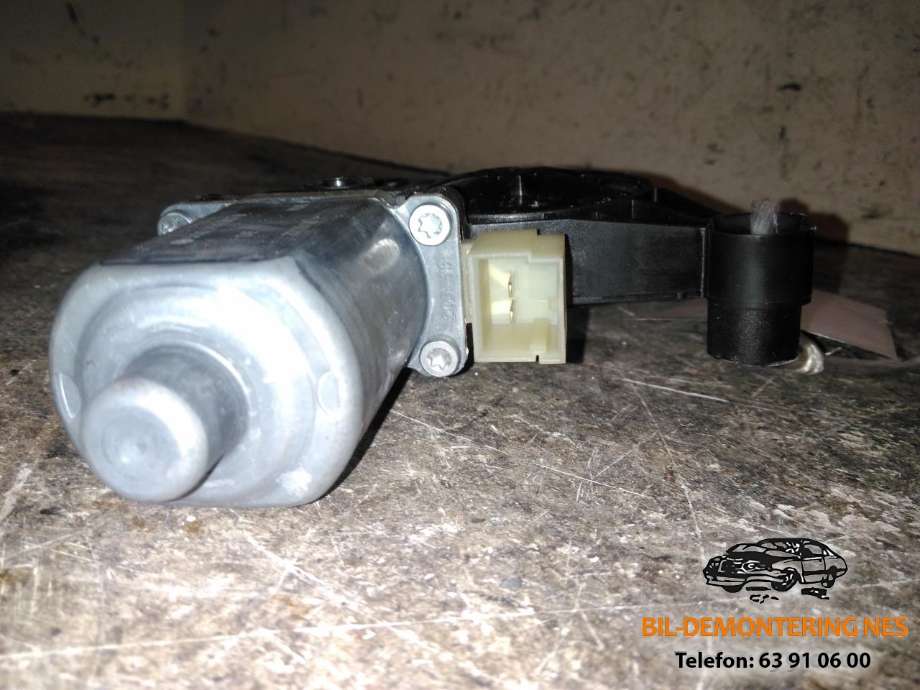 Ruteheis, kun motor, venstre foran til VW Golf VII 2012-2017 (Fase 1)  (0130822717|E850202099|5Q0959801B)