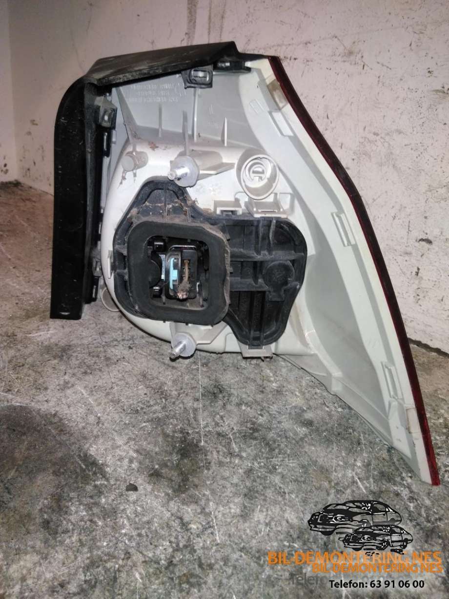 Baklykt venstre ytre til VW Golf V, Combi 2003-2008  