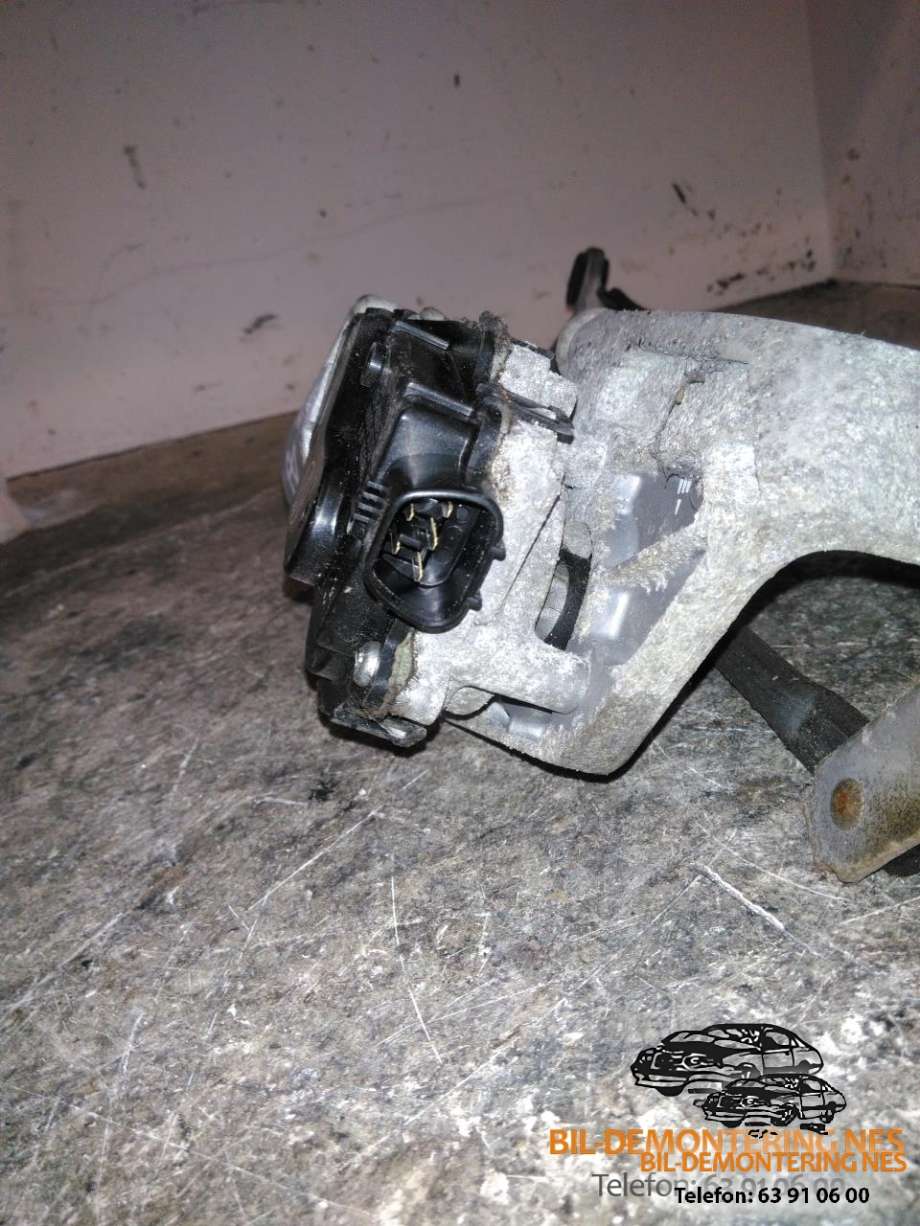 Viskermotor frontrute komplett m/overføring til Toyota Yaris 2006-2009 (Type II, Fase 1)  (851100D080|1593000431|)