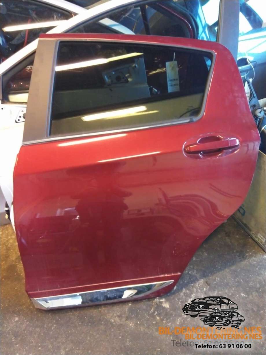 Dør venstre bak til Toyota Yaris 2014-2020 (Type III, Fase 2)  